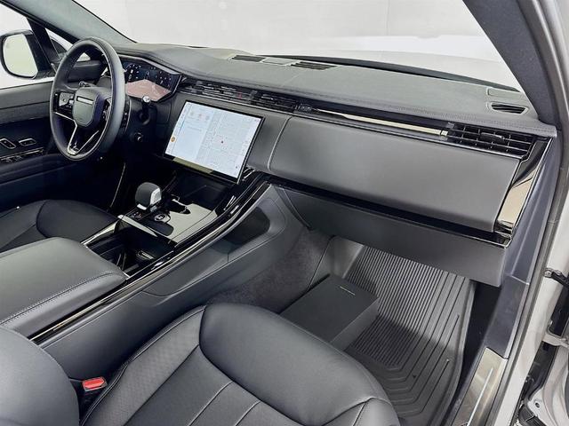 Photo of 2025 Borasco Grey Land Rover Range Rover Sport