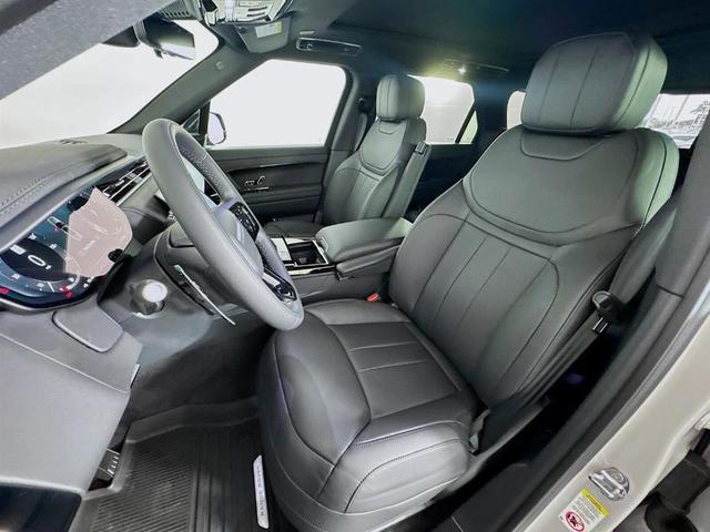 Photo of 2025 Borasco Grey Land Rover Range Rover Sport