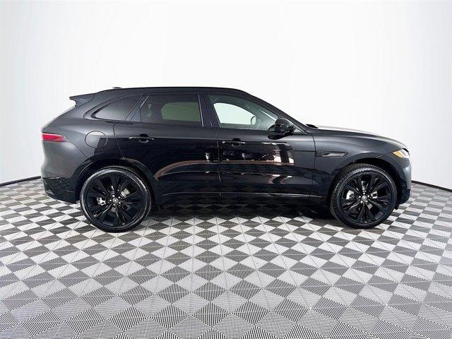 Photo of 2025 Santorini Black Jaguar F-PACE