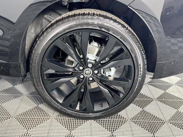 Photo of 2025 Santorini Black Jaguar F-PACE