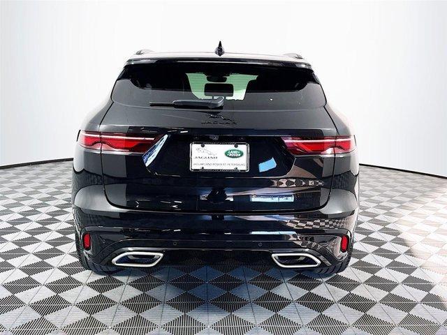 Photo of 2025 Santorini Black Jaguar F-PACE