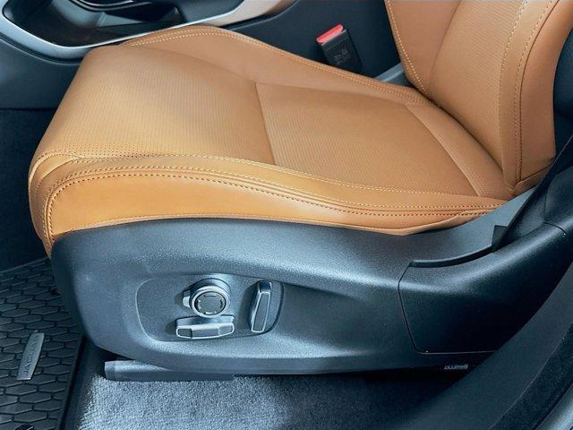 Photo of 2025 Santorini Black Jaguar F-PACE