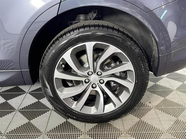Photo of 2025 Varesine Blue Land Rover Discovery Sport