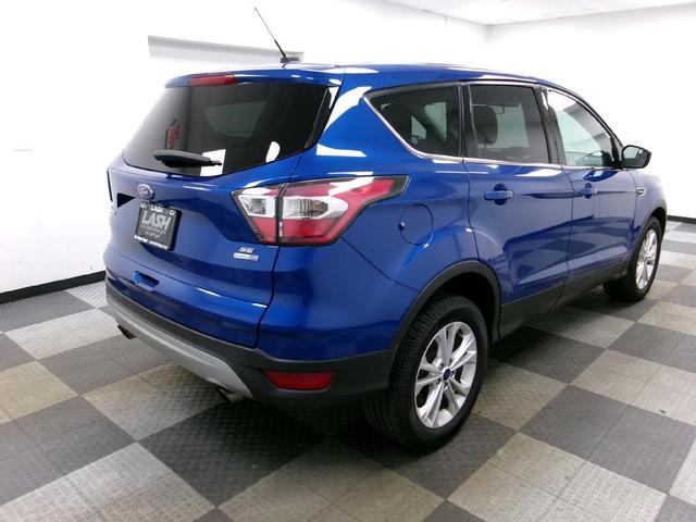 Photo of 2017 Lightning Blue Metallic Ford Escape