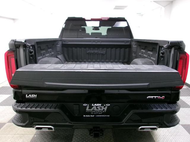 Photo of 2023 Onyx Black GMC Sierra 1500