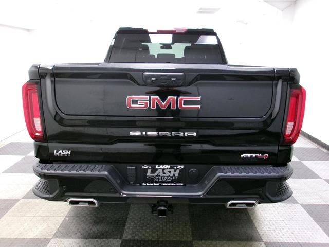 Photo of 2023 Onyx Black GMC Sierra 1500