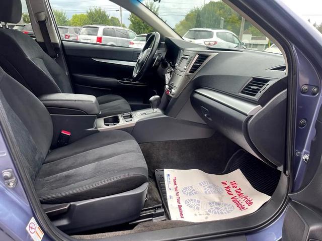 Photo of 2014 Blue Subaru Outback