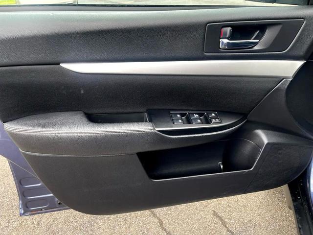 Photo of 2014 Blue Subaru Outback