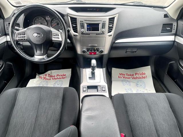 Photo of 2014 Blue Subaru Outback
