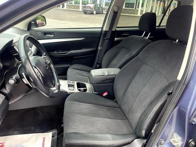 Photo of 2014 Blue Subaru Outback