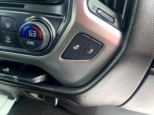 Photo of 2017 White Chevrolet Silverado 1500