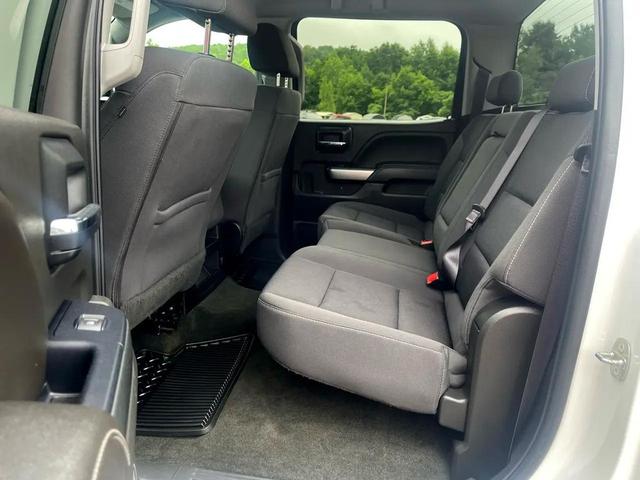 Photo of 2017 White Chevrolet Silverado 1500