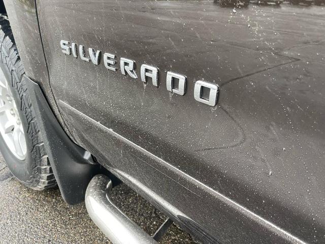 Photo of 2018 Havana Metallic Chevrolet Silverado 1500