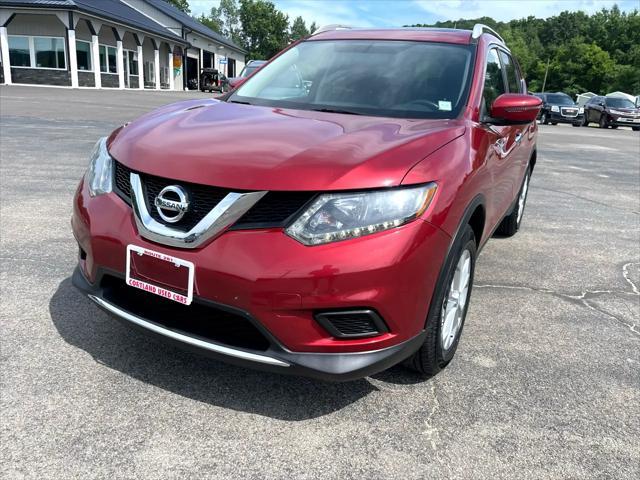 Photo of 2016 Cayenne Red Nissan Rogue