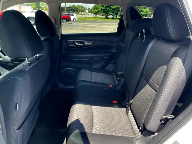 Photo of 2017 Not Specified Nissan Rogue