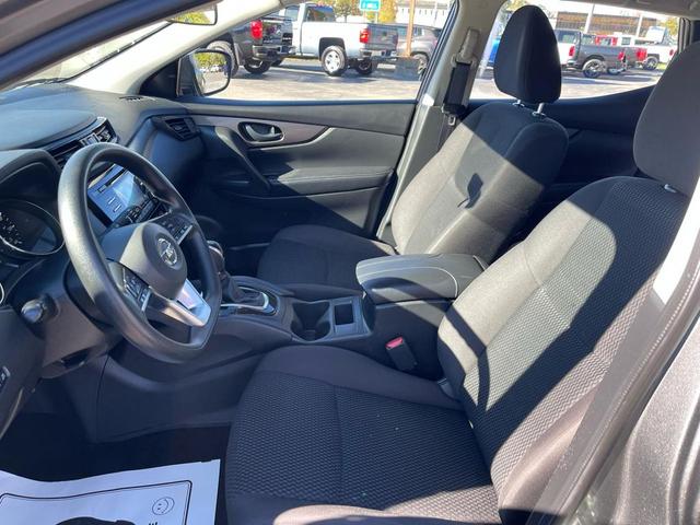 Photo of 2018 Gun Metallic Nissan Rogue Sport