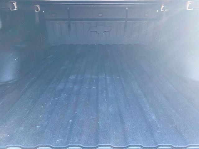 Photo of 2019 Summit White Chevrolet Silverado 1500