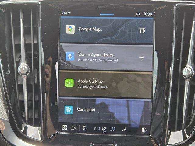 Photo of 2024 Platinum Grey Metallic Volvo S60 Recharge Plug-In Hybrid