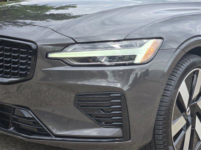 Photo of 2024 Platinum Grey Metallic Volvo S60 Recharge Plug-In Hybrid