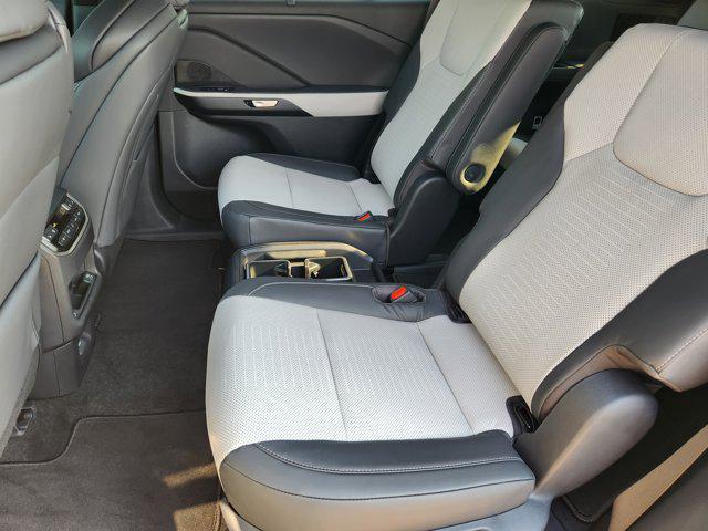 Photo of 2025  Lexus TX 500h