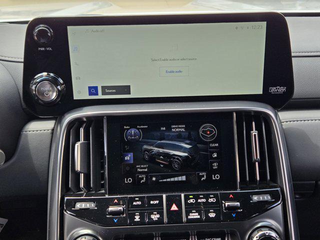 Photo of 2025  Lexus LX 700h