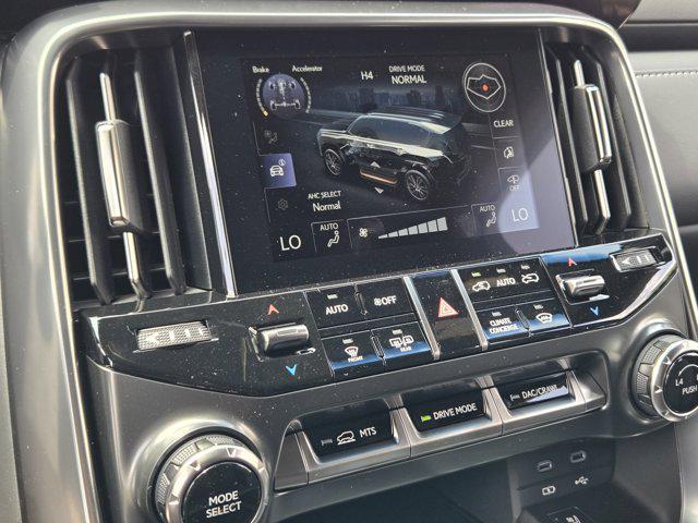 Photo of 2025  Lexus LX 700h