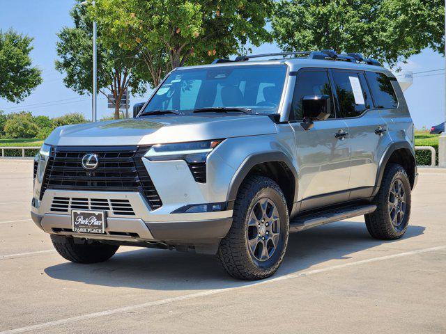 Photo of 2024 Atomic Silver Lexus GX 550