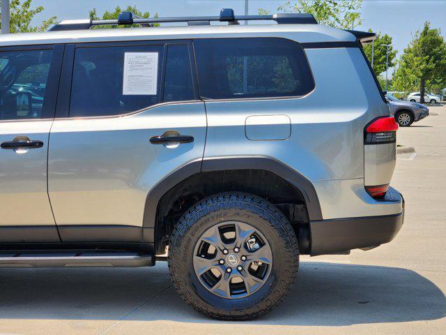 Photo of 2024 Atomic Silver Lexus GX 550