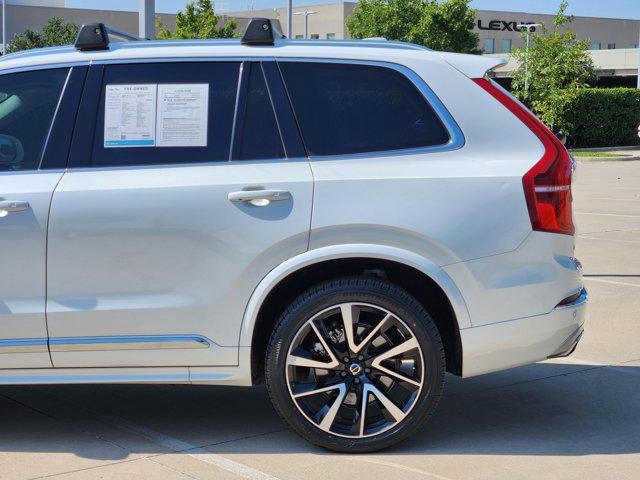 Photo of 2021 Crystal White Metallic Volvo XC90 Recharge Plug-In Hybrid