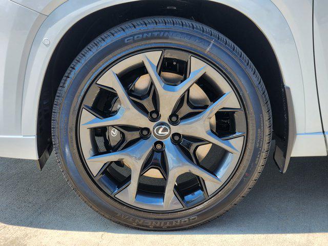 Photo of 2025  Lexus TX 500h