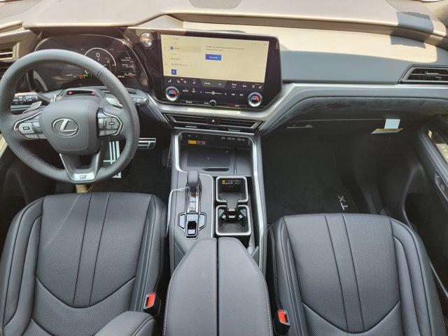 Photo of 2025  Lexus TX 500h