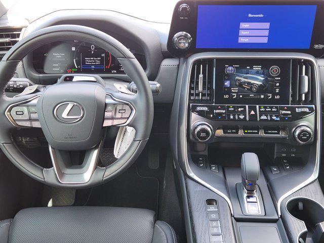 Photo of 2025  Lexus LX 700h