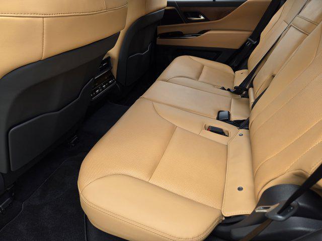 Photo of 2025  Lexus LX 600
