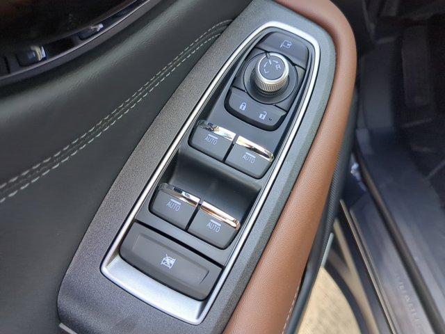 Photo of 2025 Gray Subaru Outback