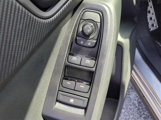 Photo of 2025 Ice Silver Metallic Subaru Crosstrek