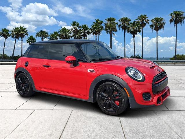 Photo of 2019 Chili Pepper Red MINI Hardtop