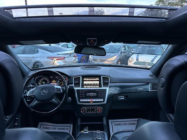 Photo of 2014 Lunar Blue Metallic Mercedes-Benz GL-Class