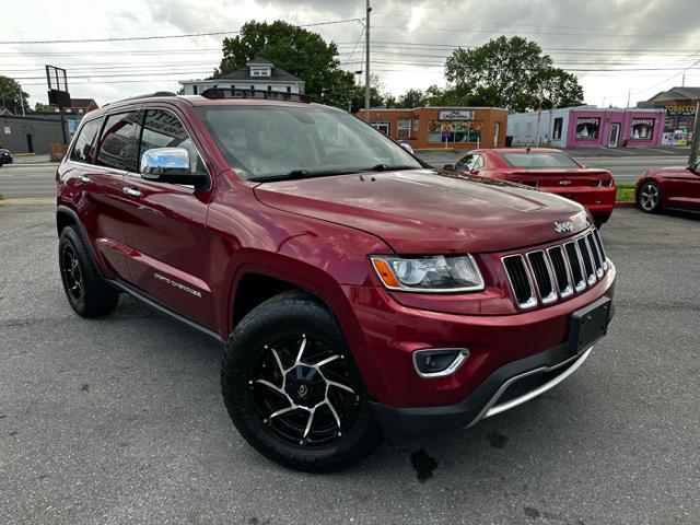 Photo of 2014 Deep Cherry Red Crystal Pearlcoat Jeep Grand Cherokee