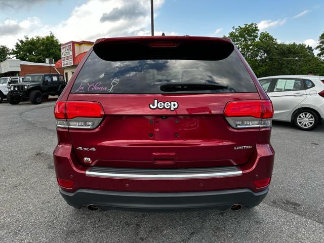 Photo of 2014 Deep Cherry Red Crystal Pearlcoat Jeep Grand Cherokee