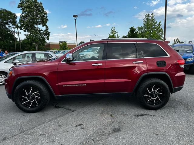 Photo of 2014 Deep Cherry Red Crystal Pearlcoat Jeep Grand Cherokee