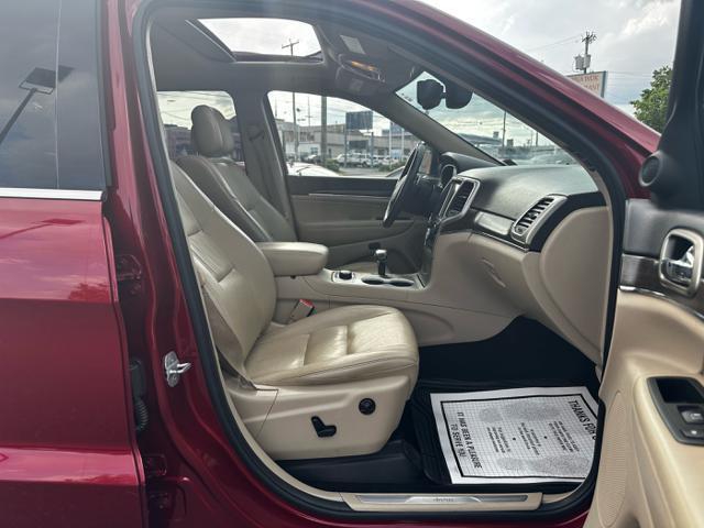 Photo of 2014 Deep Cherry Red Crystal Pearlcoat Jeep Grand Cherokee