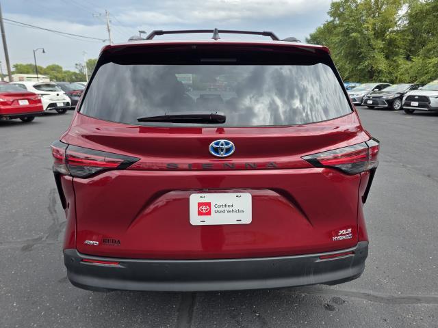 Photo of 2022 Ruby Flare Pearl Toyota Sienna