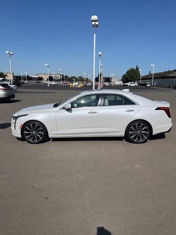 2023 Cadillac CT4