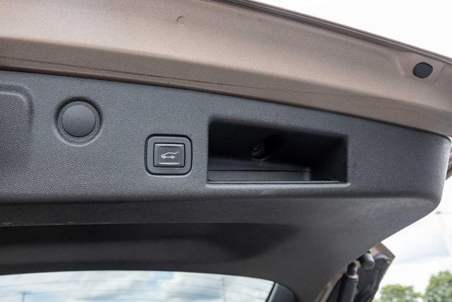 Photo of 2018 Sandy Ridge Metallic Chevrolet Equinox