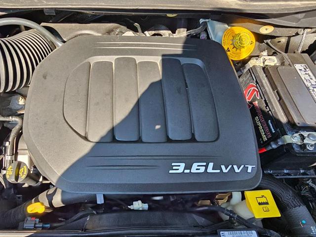 Photo of 2018 Black Dodge Grand Caravan