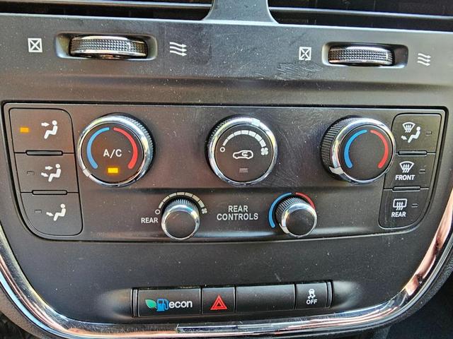 Photo of 2018 Black Dodge Grand Caravan