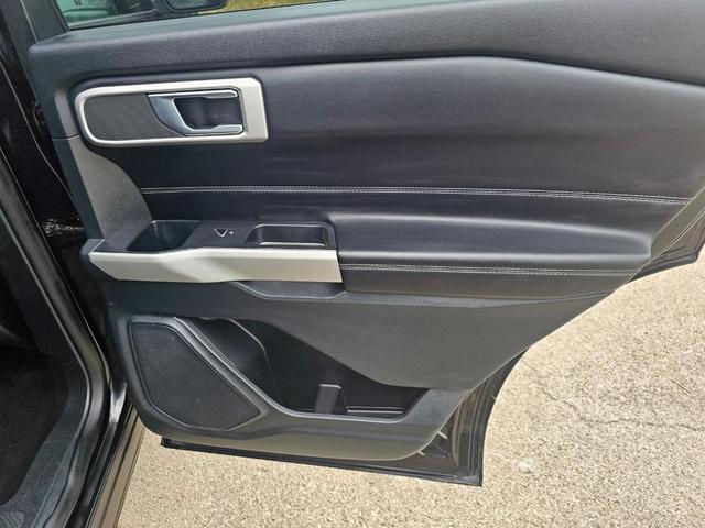 Photo of 2021 Agate Black Metallic Ford Explorer