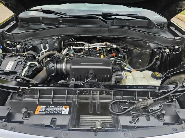 Photo of 2021 Agate Black Metallic Ford Explorer