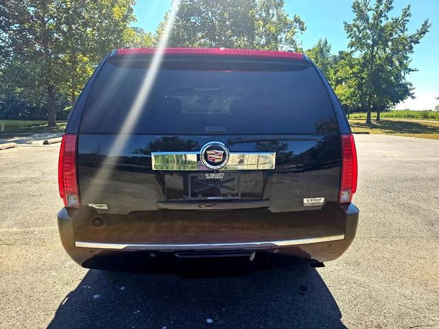 Photo of 2009 Black Cadillac Escalade