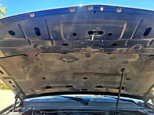 Photo of 2009 Black Cadillac Escalade